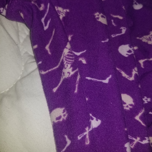 Skeleton Leggings - Picture 3 of 7